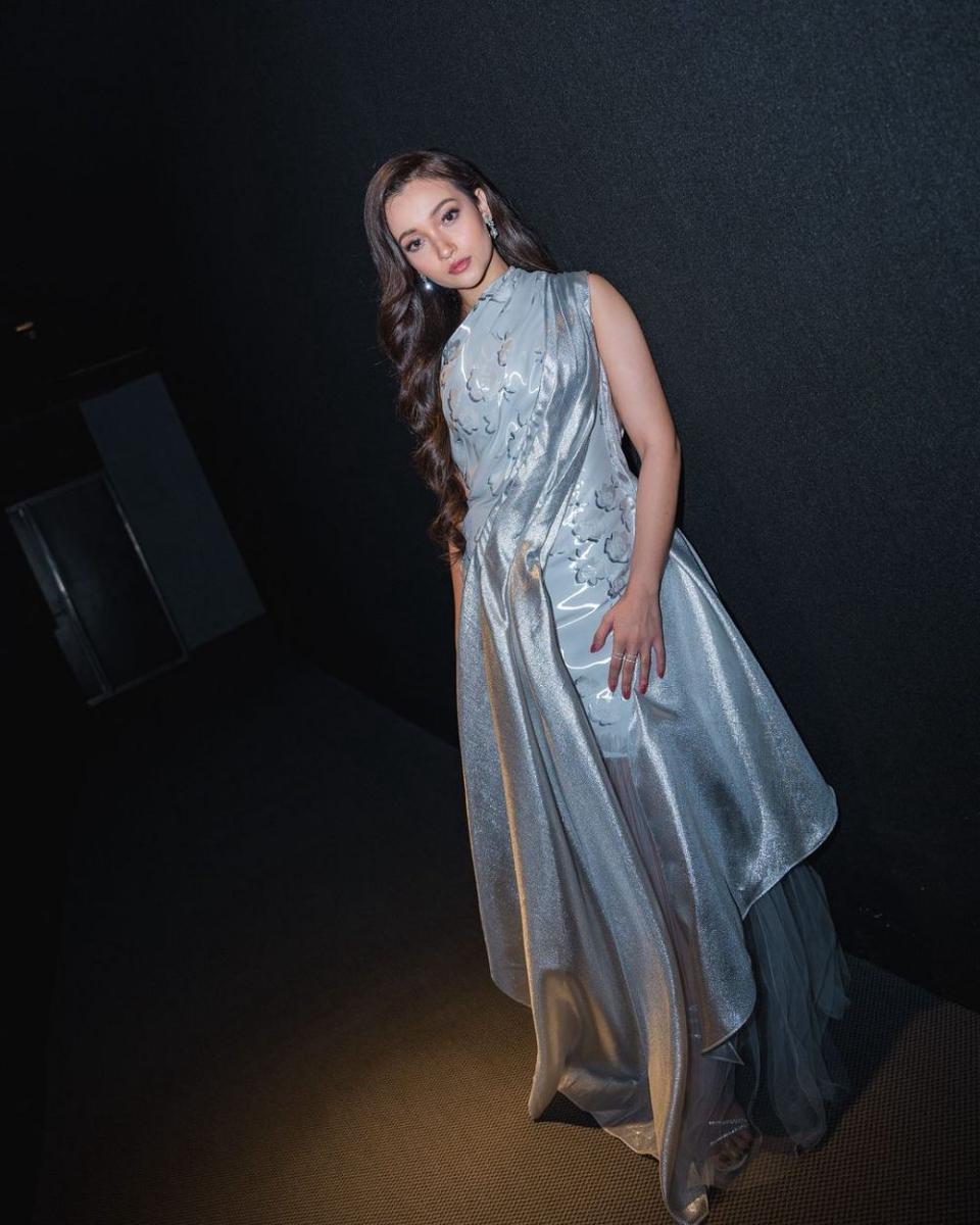 potret Megan Domani di gala premiere film Azzamine (instagram.com/megandomani1410)