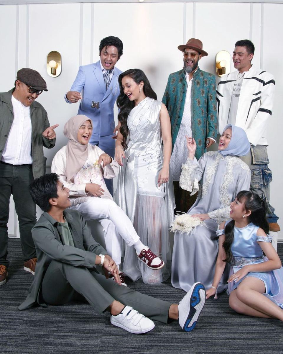 potret Megan Domani di gala premiere film Azzamine (instagram.com/megandomani1410)