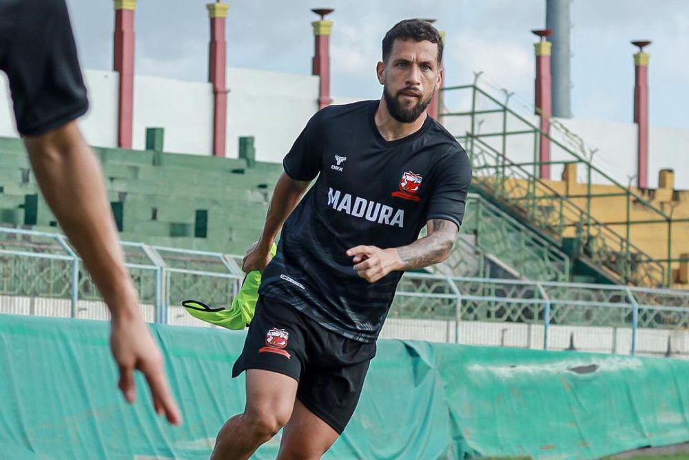 Iran Junior (instagram.com/maduraunited.fc)