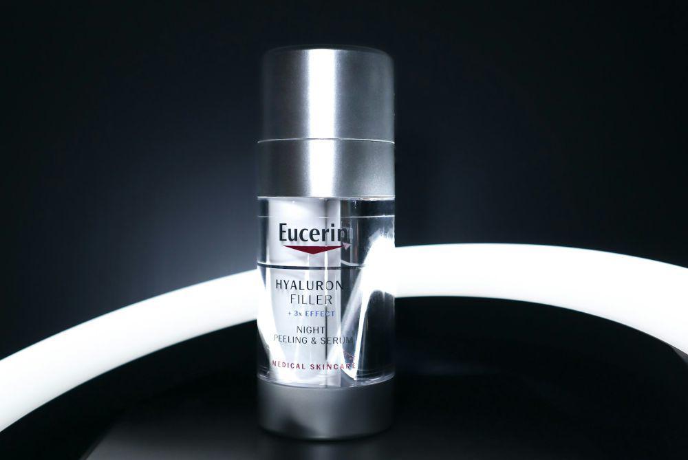 ilustrasi produk hyaluronic acid (unsplash.com/Isaac Wolff)