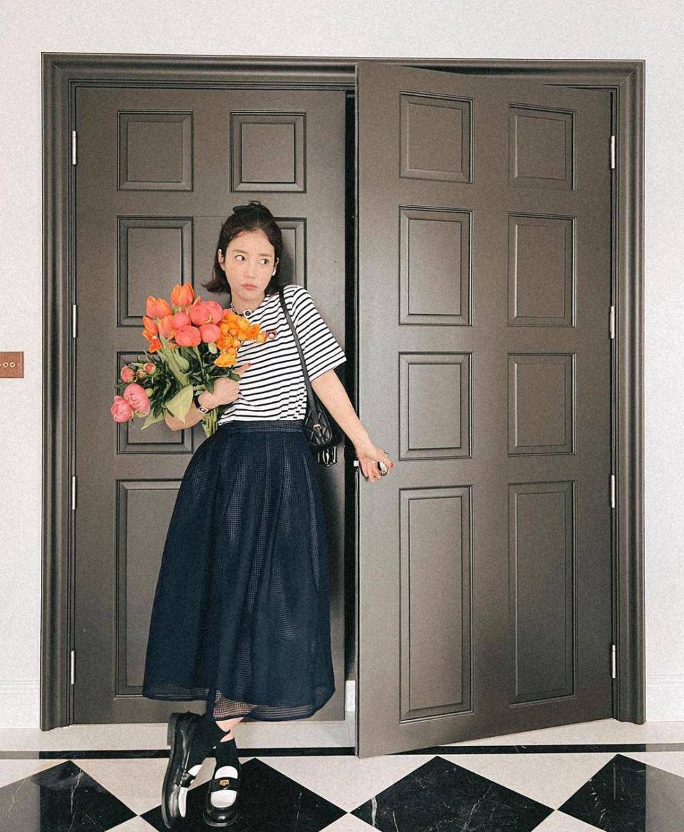 ide styling rok ala Ki Eun Se (instagram.com/kieunse)