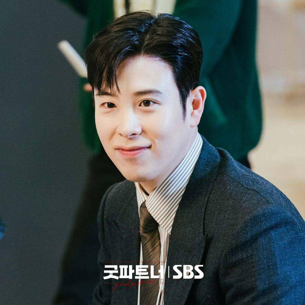 Pyo Ji Hoon dalam drama Good Partner (dok. SBS/Good Partner)