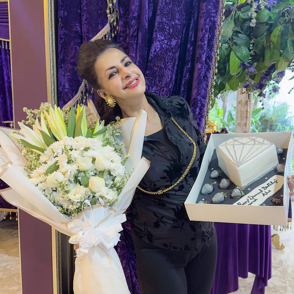 potret Tasyi Athasyia beri kejutan ultah buat sang mama (instagram.com/tasyiiathasyia)