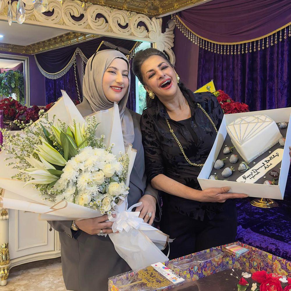 potret Tasyi Athasyia beri kejutan ultah buat sang mama (instagram.com/tasyiiathasyia)