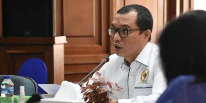 Potret Achmad Baidowi. (achbaidowi.com)