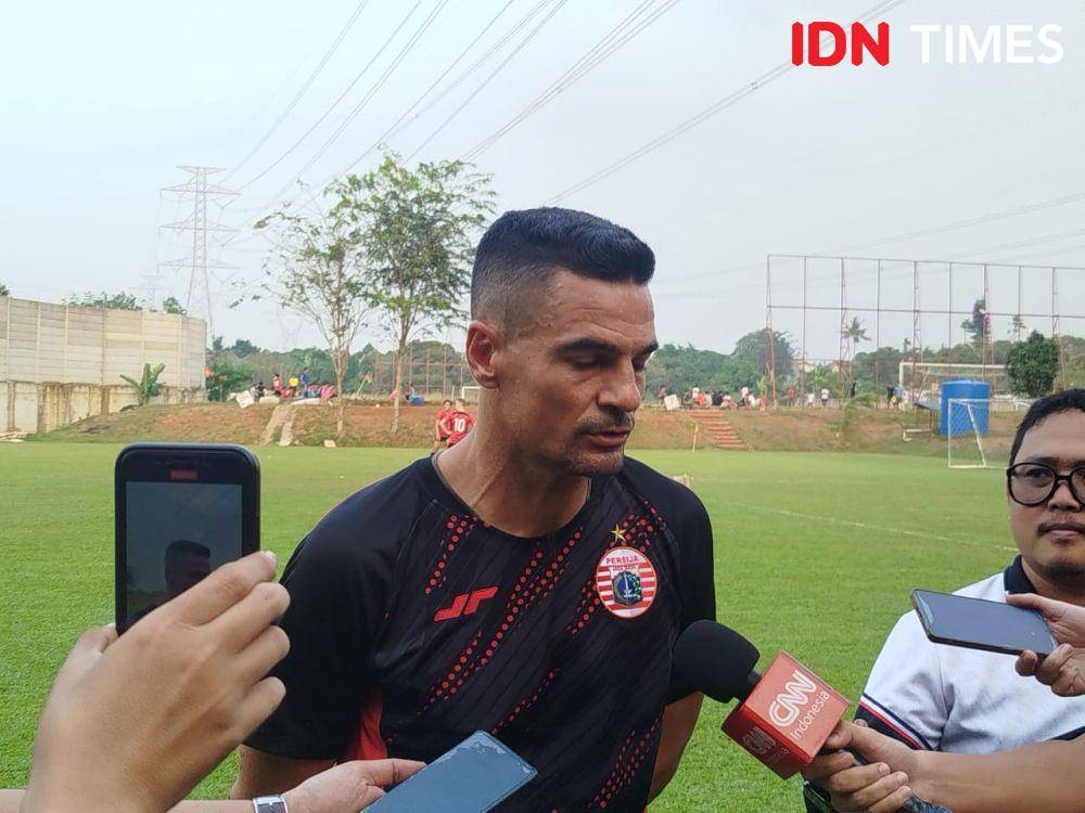 Pelatih Persija Jakarta, Carlos Pena. (IDN Times/Sandy Firdaus)