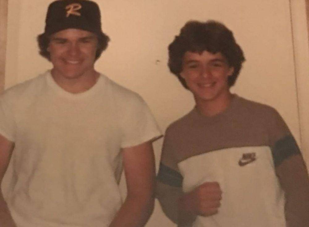 potret Billie Joe Armstrong (kanan) dan abangnya, David (instagram.com/billiejoearmstrong)