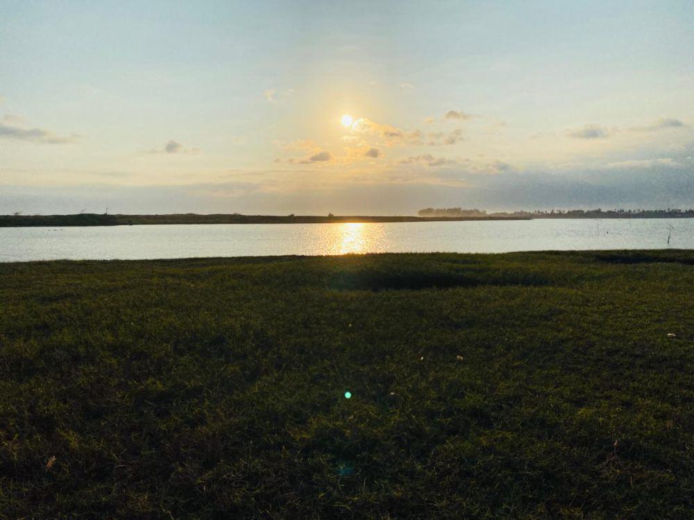potret fenomena sunset di Padang Savana Paseban (dok.pribadi/Hendra Nugroho)