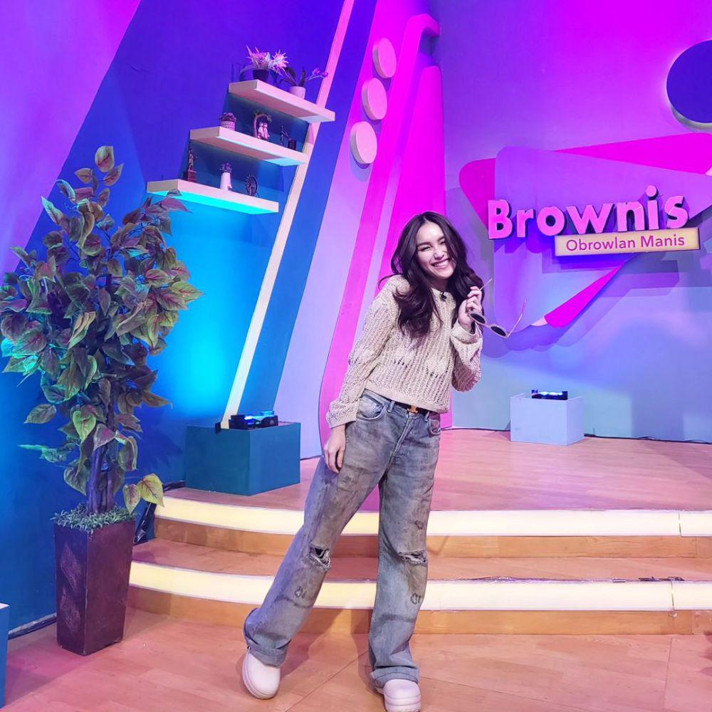 outfit Ayu Ting Ting (instagram.com/ayutingting92)
