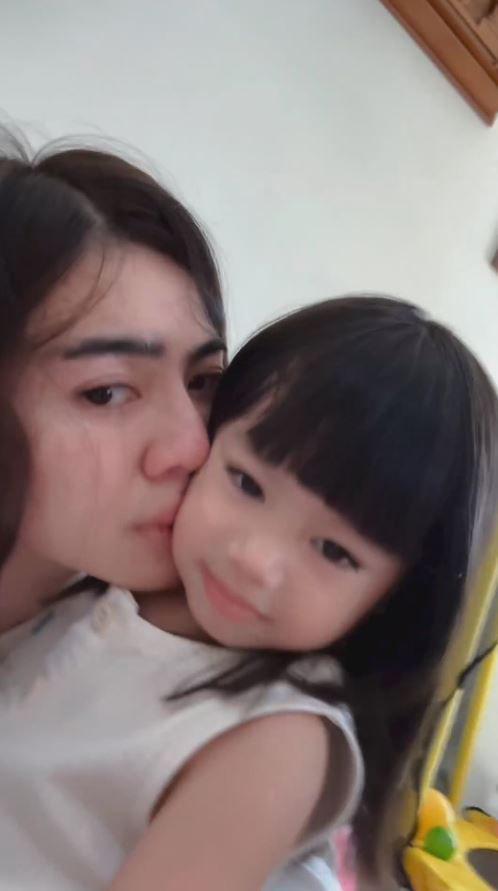 Felicya Angelista melow tinggalkan anak (Instagram.com/felicyangelista_)
