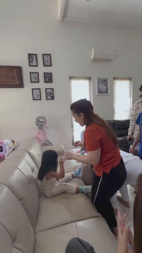 Felicya Angelista melow tinggalkan anak (Instagram.com/felicyangelista_)