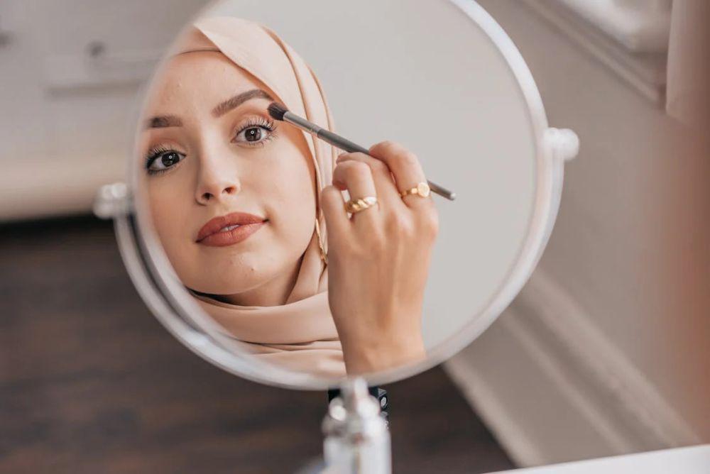 5 Alasan Salah Makeup Bisa Bikin Kamu Terlihat Lebih Tua