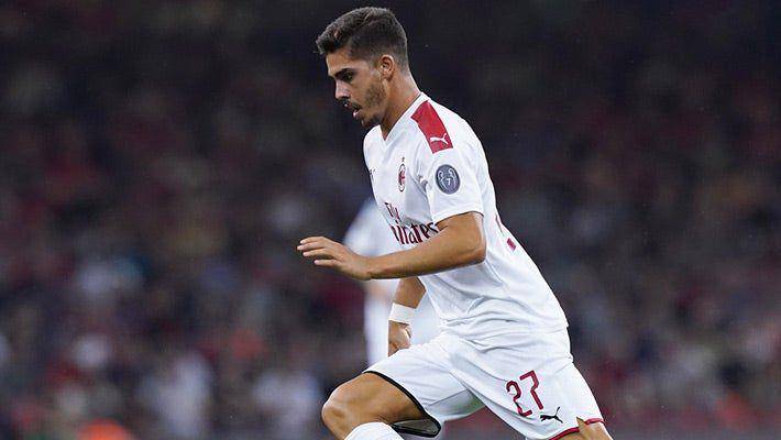 Andre Silva (acmilan.com)