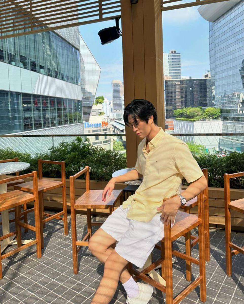 outfit old money ala Gemini Norawit (instagram.com/gemini_nt)