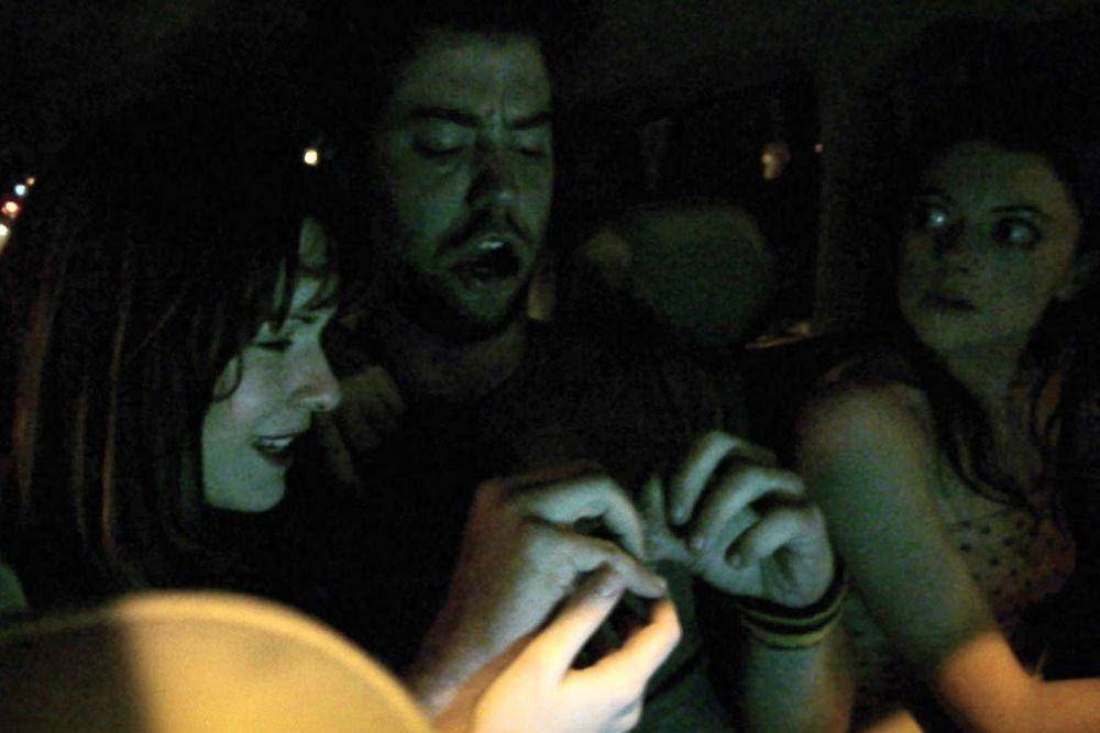 adegan dalam segmen Amateur Night. (dok. Magnet Releasing/V/H/S)
