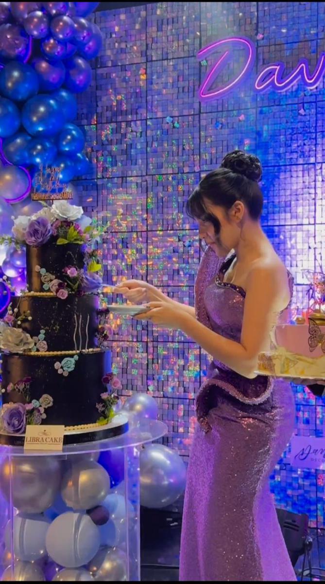 Pesta ultah Davina (Instagram.com/farahcarpetsofficial)