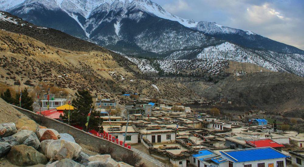 Es Mencair, Suku Sherpa di Everest Khawatir Rumah Hanyut