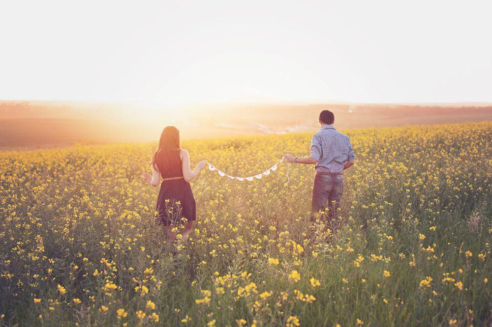 80 Kata-Kata Motivasi Cinta yang Bijak, Bikin Merenung