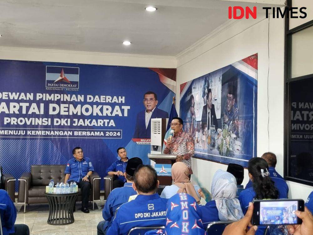 Bakal Calon Gubenur DKI Jakarta, Ridwan Kamil menyambangi kantor DPD Demokrat DKI Jakarta (IDN Times/Ilman Nafi'an)