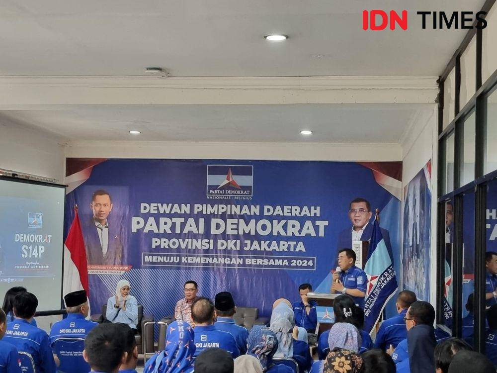 Bakal Calon Gubenur DKI Jakarta, Ridwan Kamil menyambangi kantor DPD Demokrat DKI Jakarta (IDN Times/Ilman Nafi'an)