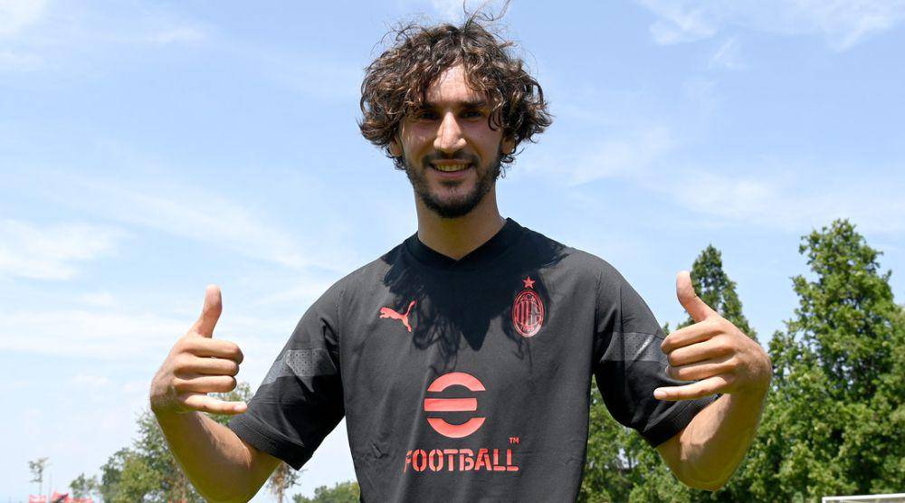 Yacine Adli (acmilan.com)