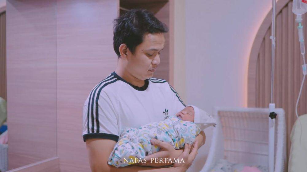 potret perdana Shireen anak Nadya Mustika (Instagram.com/nadyamustikarahayu)