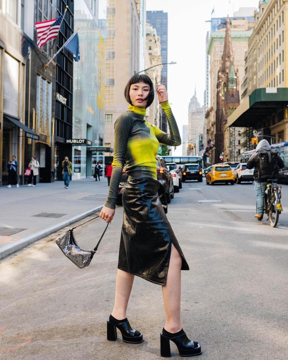 outfit Helen Hiu (instagram.com/helenhiuu)