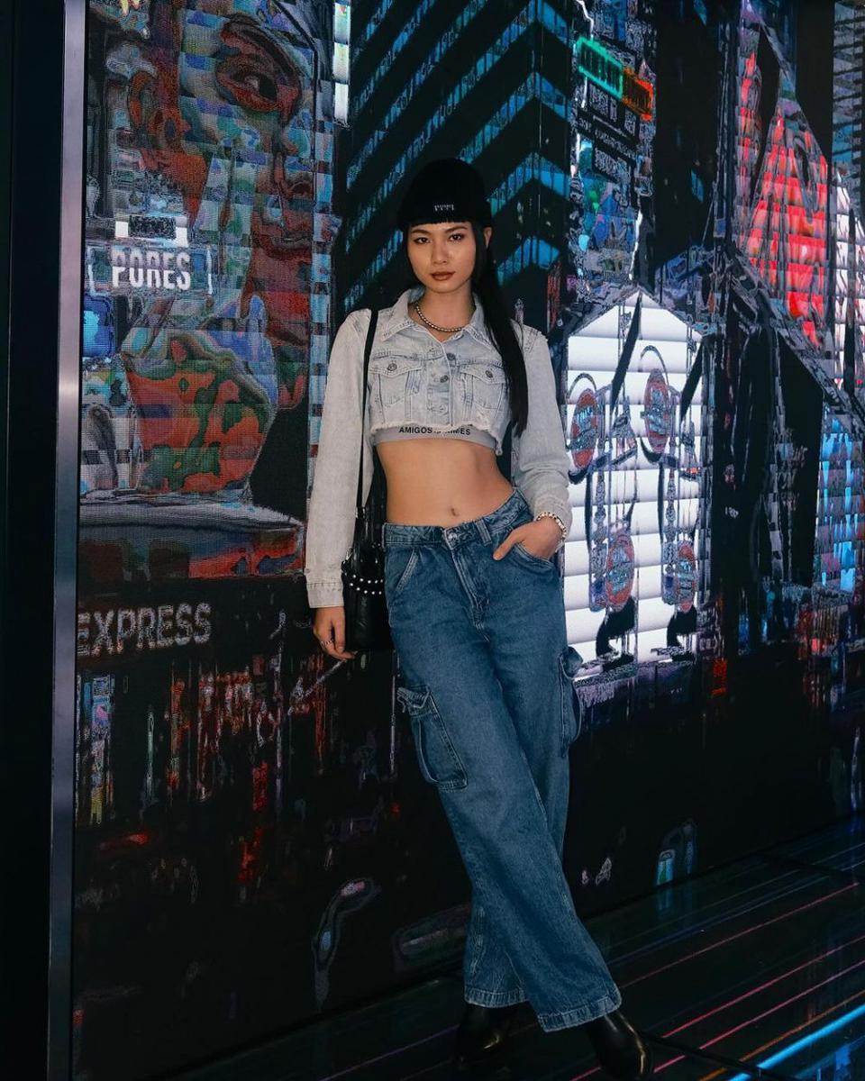 outfit Helen Hiu (instagram.com/helenhiuu)