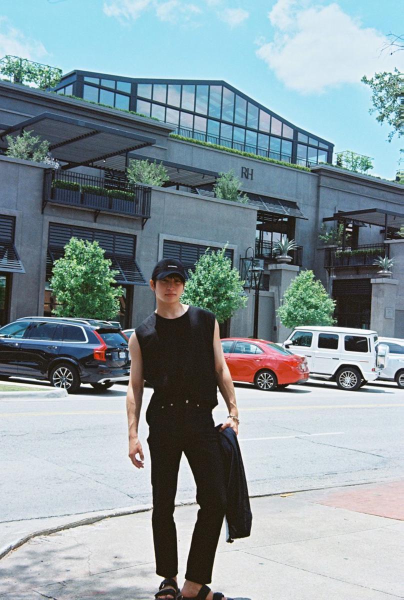potret OOTD kasual ala Sangyeon THE BOYZ (x.com/WE_THE_BOYZ)