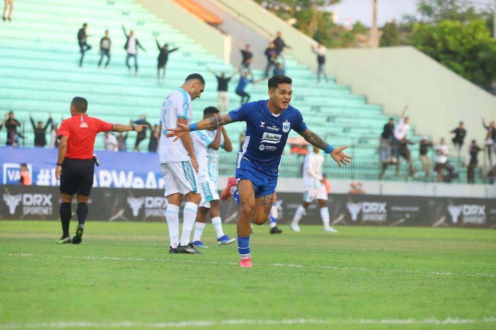 PSIS Semarang menang lawan PSBS Biak dengan skor 1-0 pada laga pekan ketiga Liga 1 2024/2025 di Stadion Moch Soebroto Magelang, Jumat (23/8/2024). (dok. PSIS)