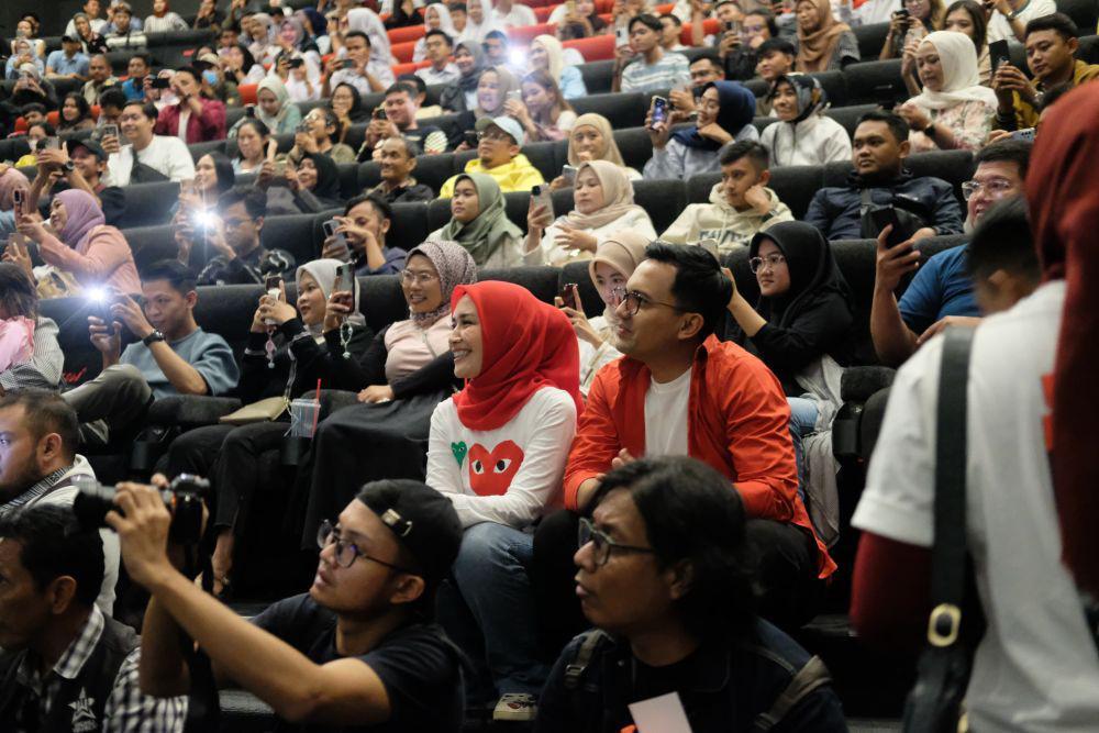 Sahrul Gunawan Ajak 200 Warga Kabupaten Bandung Nobar Film Kang Mak from Pee Mak