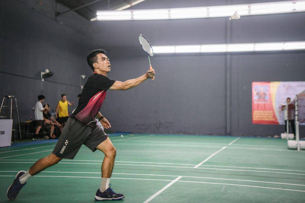 Pemain badminton (unsplash.com/Irish)