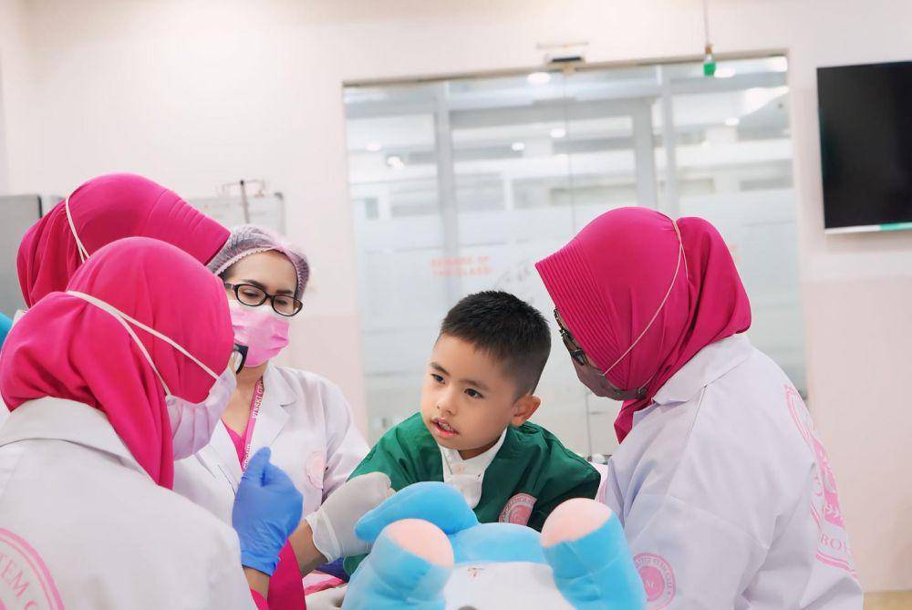 potret anak Oki Setiana Dewi jalani terapi stemcell (instagram.com/okisetianadewi)