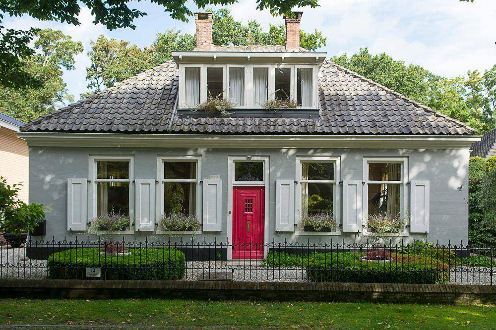 atap rumah (pexels.com/Jan van der Wolf)
