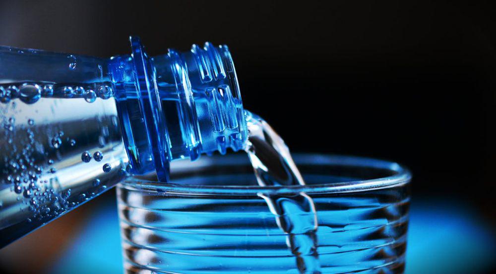 5 Minuman yang Efektif Membantu Menghilangkan Bau Badan