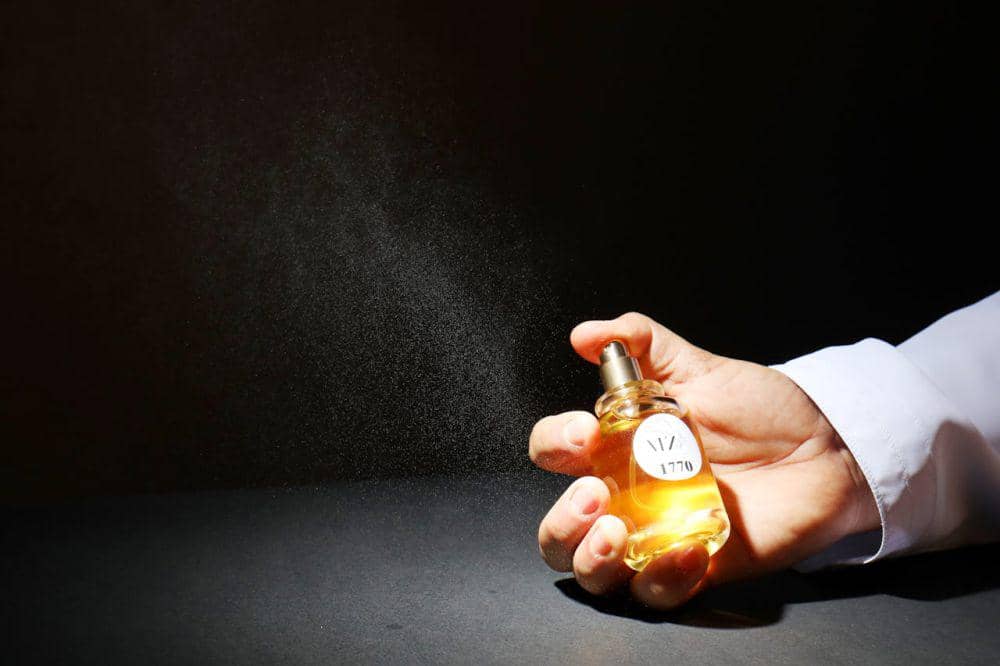 Parfum spray aerosol. (Pexels.com/rehman yousaf)