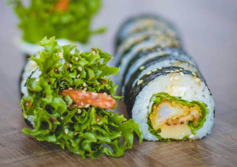 ilustrasi sushi nugget telur (pexels.com/Valeriya Boltneva)