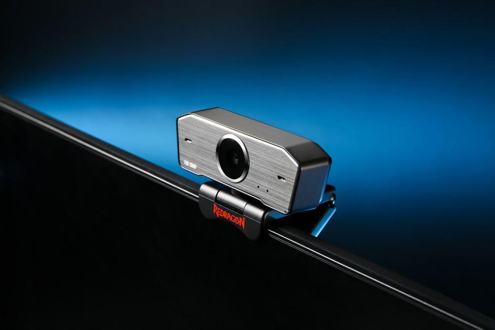 7 Alasan untuk Lebih Memilih Webcam Eksternal Dibanding Webcam Bawaan
