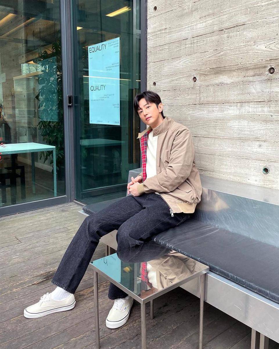 Kwon Yool (instagram.com/kwonyul_official)