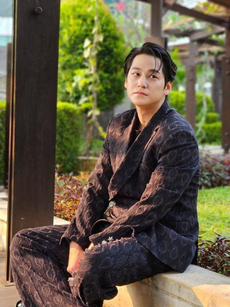 potret Kim Bum (instagram.com/k.kbeom)