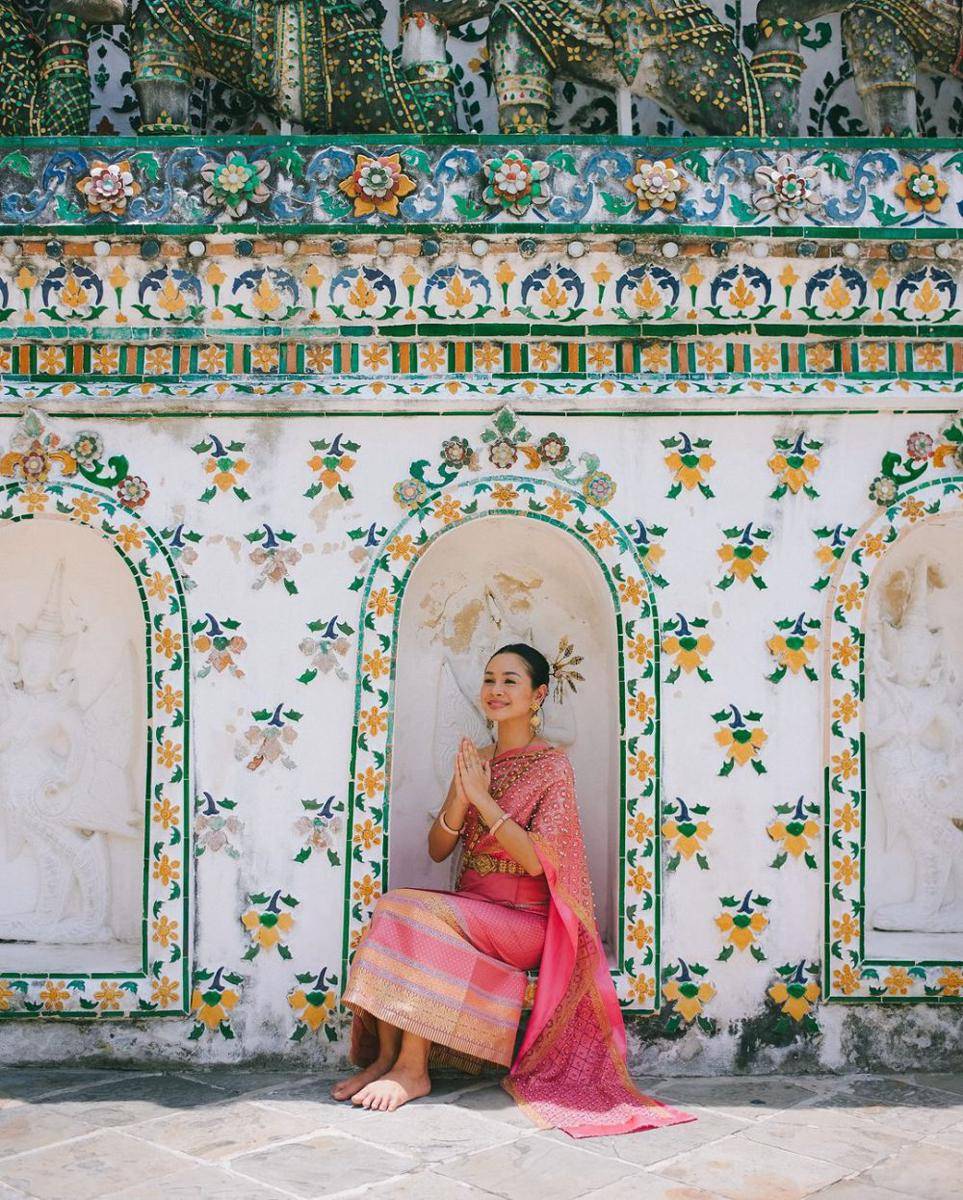 Andien Kenakan baju adat Thailand (Instagram.com/andienaisyah)