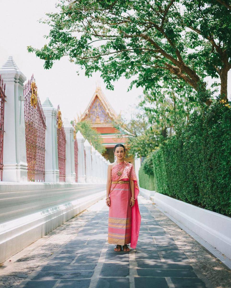 Andien Kenakan baju adat Thailand (Instagram.com/andienaisyah)