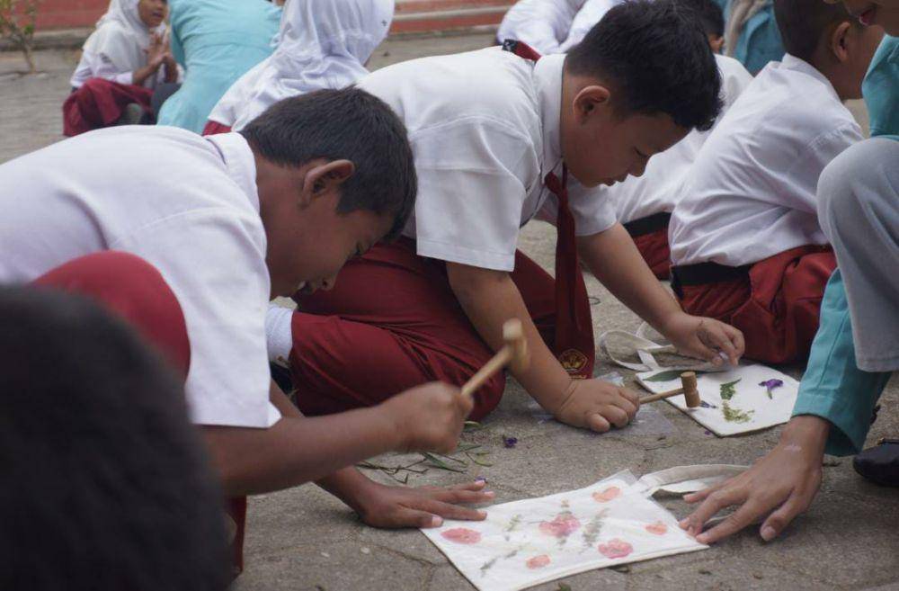 Kegiatan eco printing (https://www.instagram.com/storyofbumiharjo?utm_source=ig_web_button_share_sheet&igsh=ZDNlZDc0MzIxNw==
