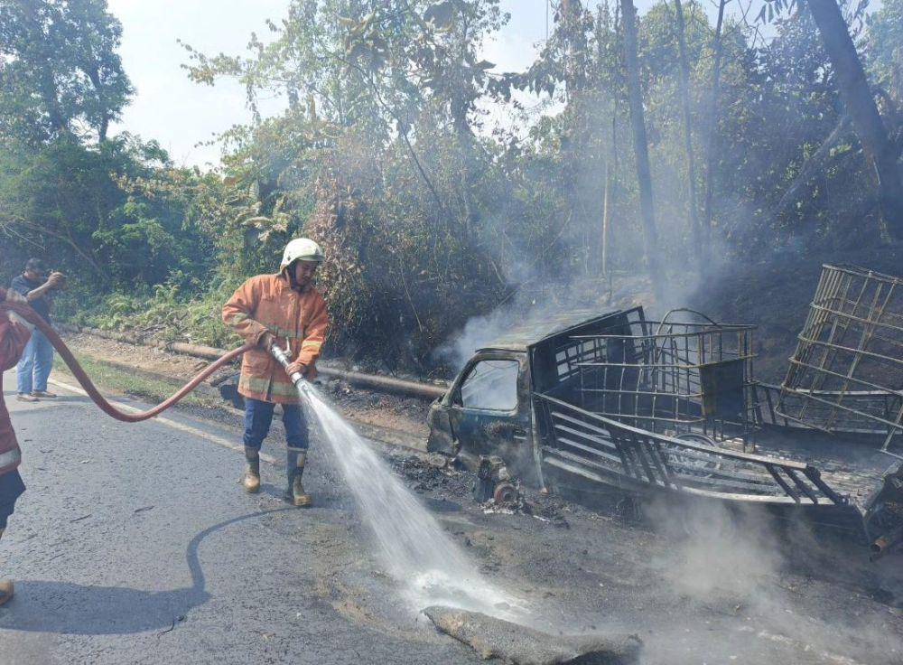 Angkutan BBM Ilegal Terbakar, Nyaris Picu Karhutla di PALI