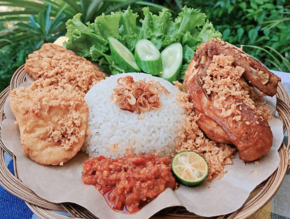 potret hidangan ayam goreng (instagram.com/milokitchen)