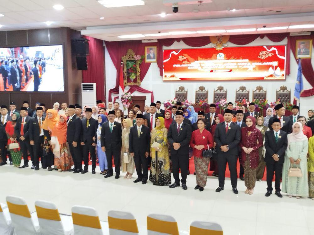 Pelantikan anggota DPRD Kota Malang periode 2024-2029. (IDN Times/Rizal Adhi Pratama)