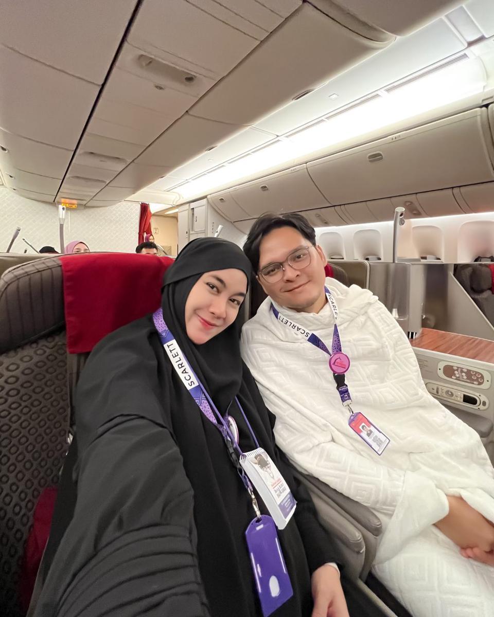 potret Anisa Rahma dan suami laksanakan umrah (instagram.com/anisarahma_12)