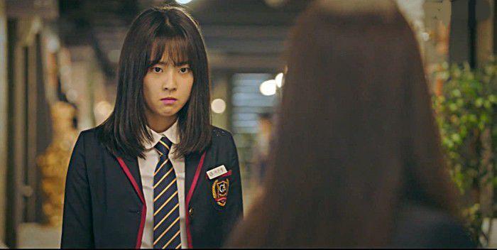Still cut Choi Ye Bin di drama Penthouse (dok.SBS Drama/Penthouse)