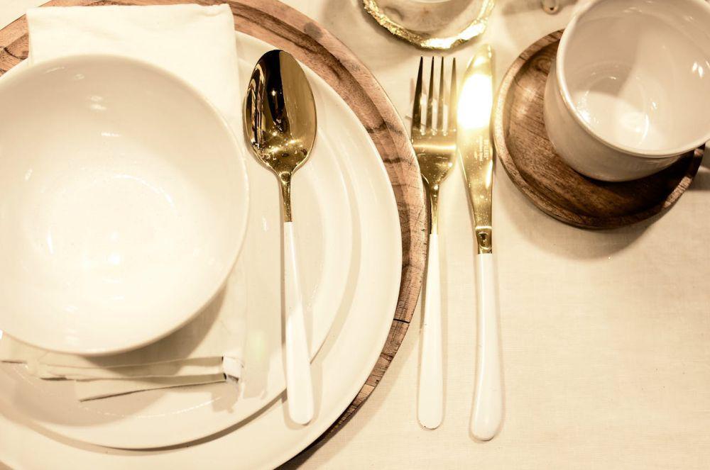 ilustrasi tableware (pexels.com/Skylar Kang)