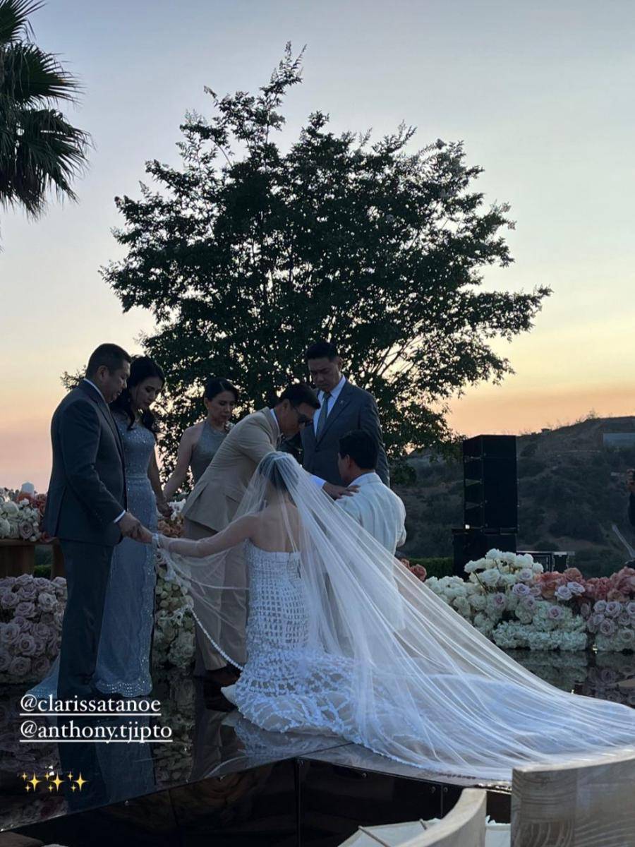 Pernikahan Clarissa Tanoe dan Anthony Tjipto. (instagram.com/valenciatanoe)
